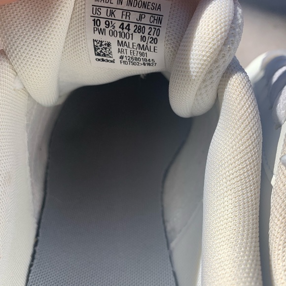 Addias - Picture 3 of 5